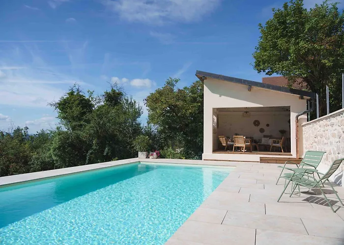 La Parenthese, Les Gites De Montfaucon